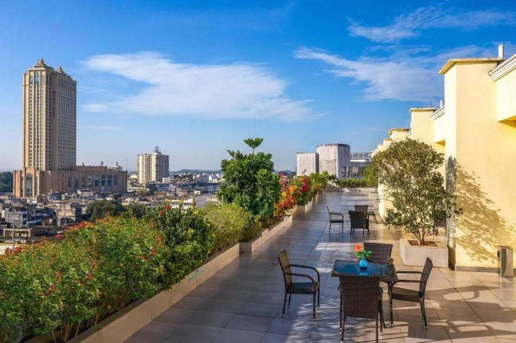 Magnotel Hotel Dongxing Guomen Port