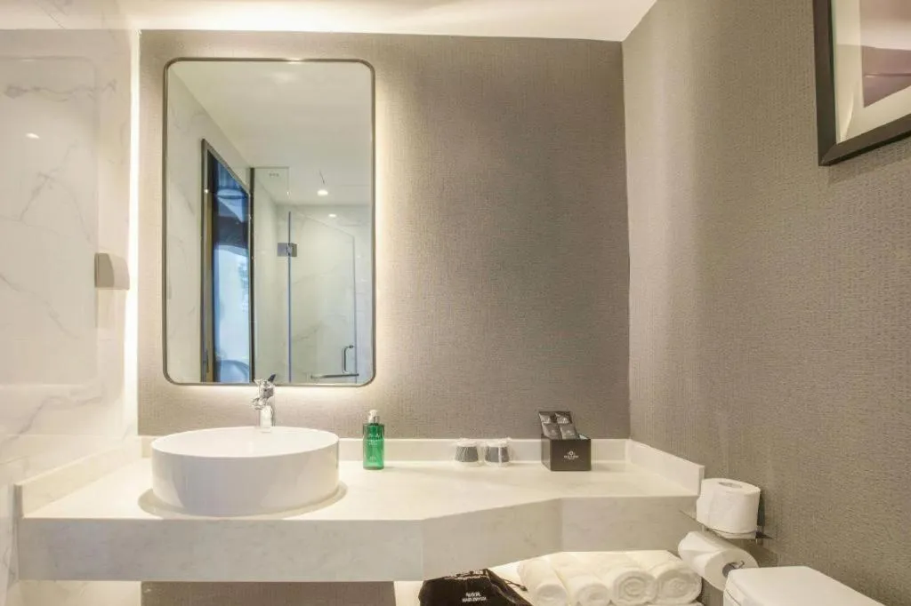 Magnotel Hotel Dongxing Guomen Port