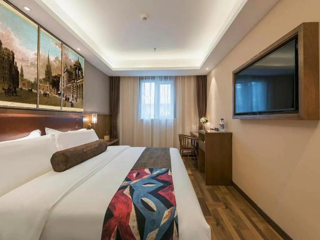 Bed in James Joyce Coffetel Beijing West Railway Station Lianhua Bridge