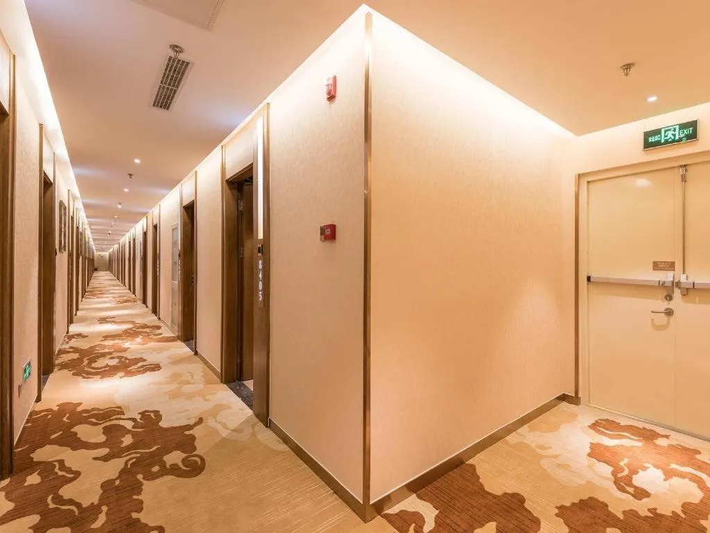 James Joyce Coffetel Beijing West Railway Station Lianhua Bridge