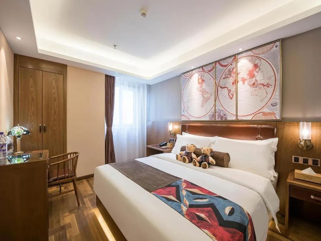 Bed in James Joyce Coffetel Beijing West Railway Station Lianhua Bridge