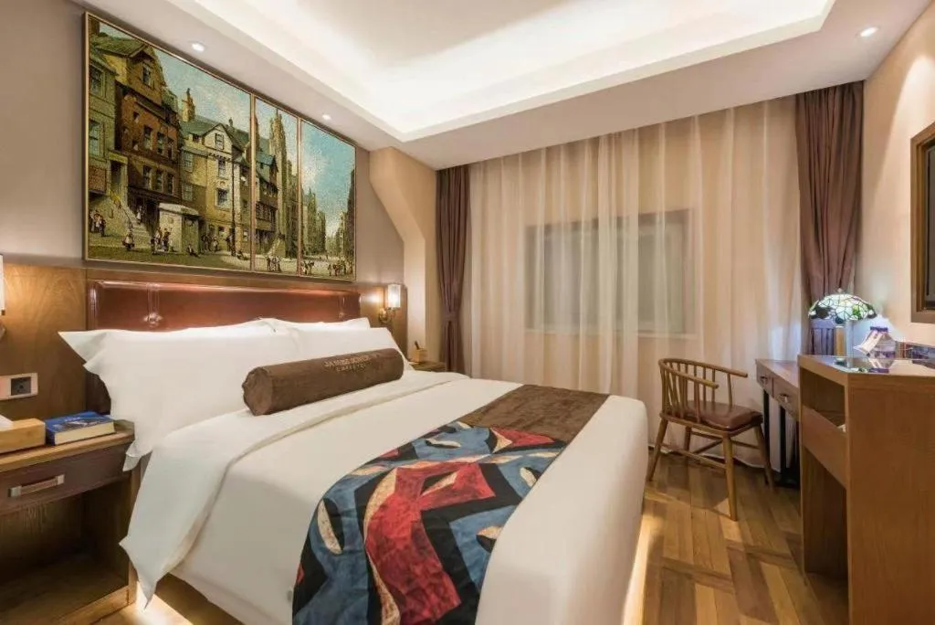 Bed in James Joyce Coffetel Beijing West Railway Station Lianhua Bridge