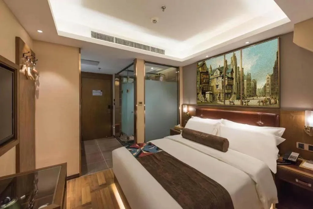 Bed in James Joyce Coffetel Beijing West Railway Station Lianhua Bridge