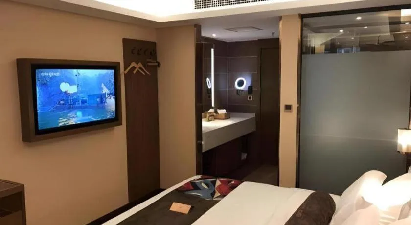 Bed in James Joyce Coffetel Beijing West Railway Station Lianhua Bridge