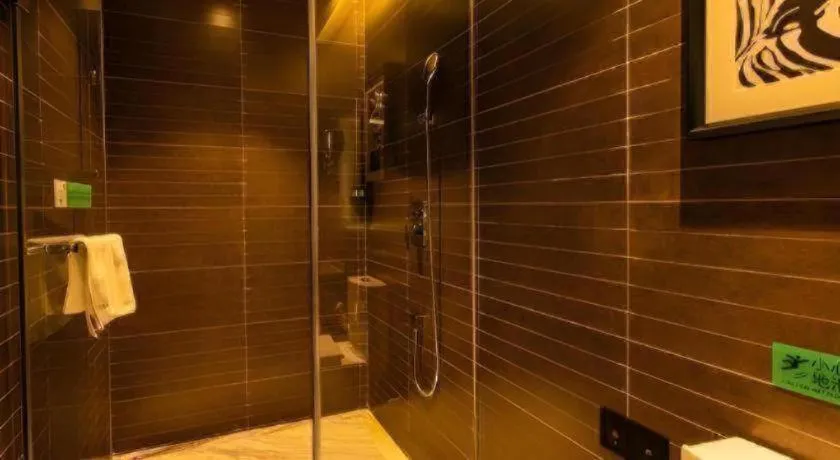 Xana Hotelle Shenyang Zhongshan Plaza the Affiliated First Hospital of China Medical University