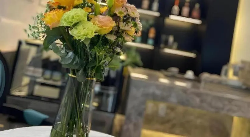 Xana Hotelle Shenyang Zhongshan Plaza the Affiliated First Hospital of China Medical University