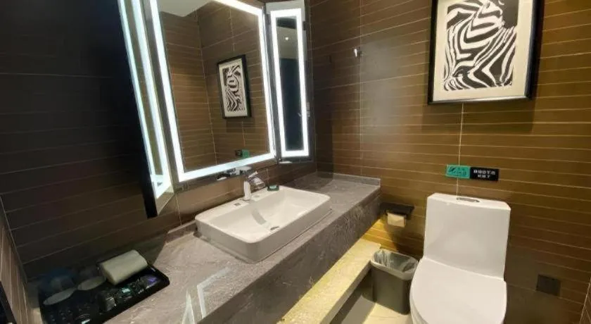 Xana Hotelle Shenyang Zhongshan Plaza the Affiliated First Hospital of China Medical University