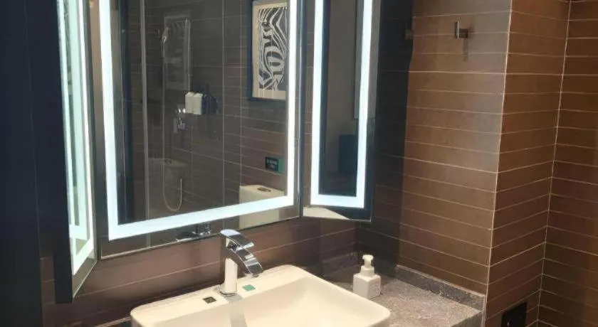 Xana Hotelle Shenyang Zhongshan Plaza the Affiliated First Hospital of China Medical University