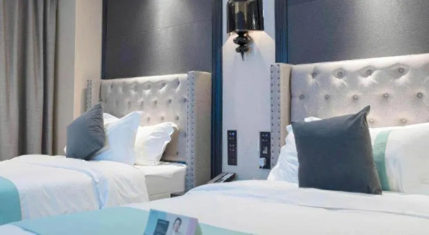 Bed in Xana Hotelle Zhuhai Gongbei Port