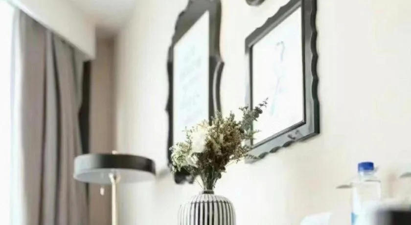 Xana Hotelle Zhuhai Gongbei Port