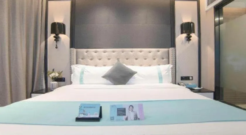 Bed in Xana Hotelle Zhuhai Gongbei Port