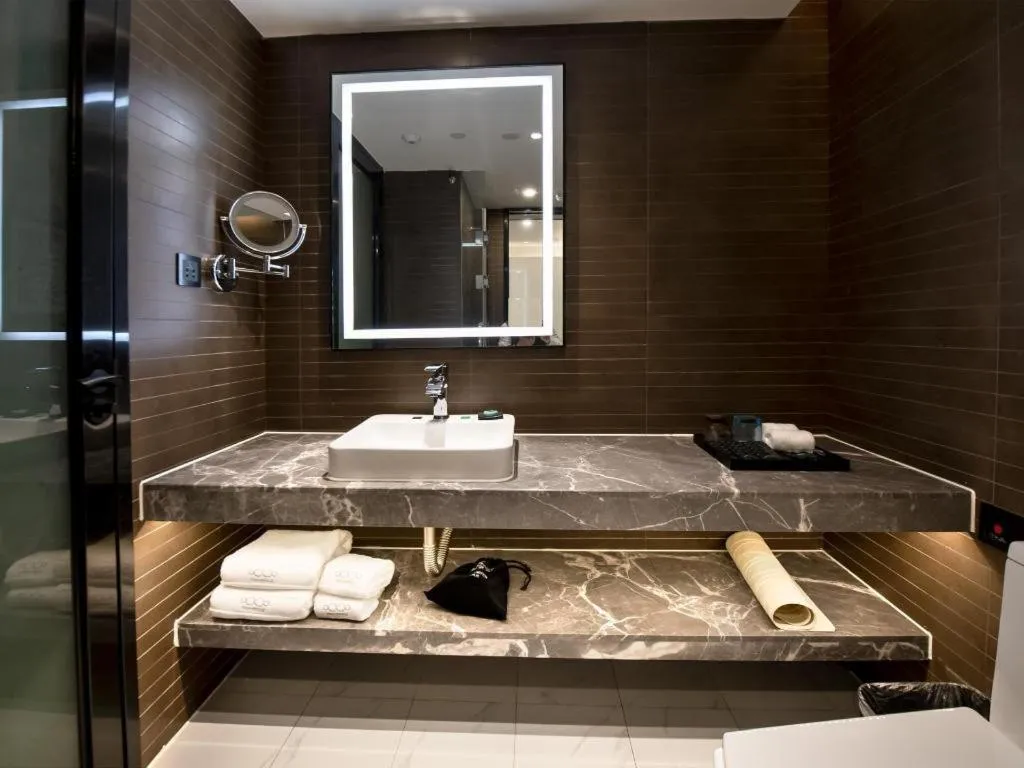 Xana Hotelle Zhuhai Gongbei Port