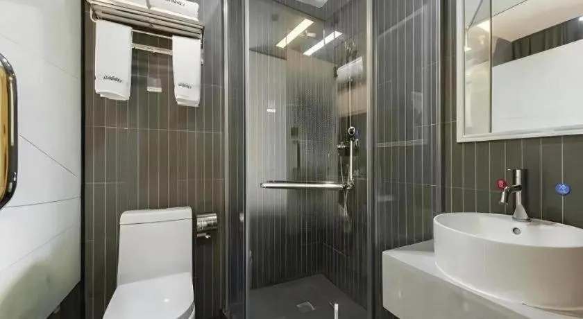 Thank Inn Hotel Guangdong Zhuhai Jiwan Hongqi Central Sqaure