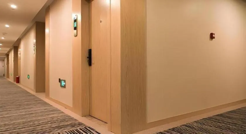 GreenTree Inn Express Hebei Tangshan Caofeidian Industrial Park 11 Plus Bus Station