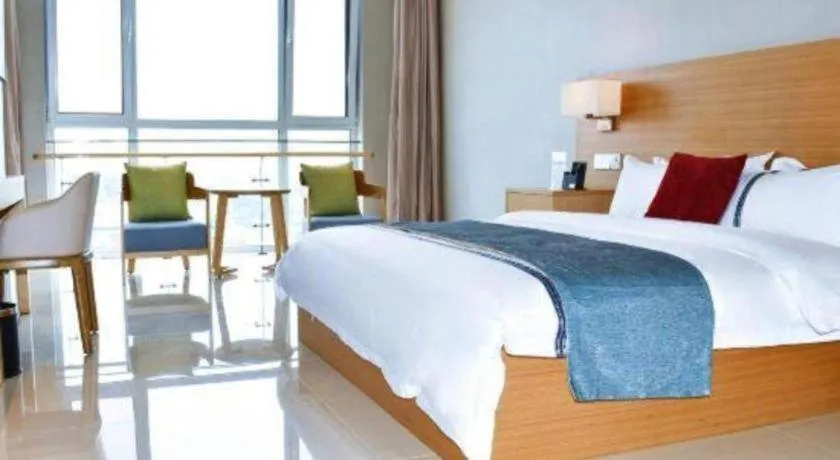 Bed in Qingdao Hualan Hotel