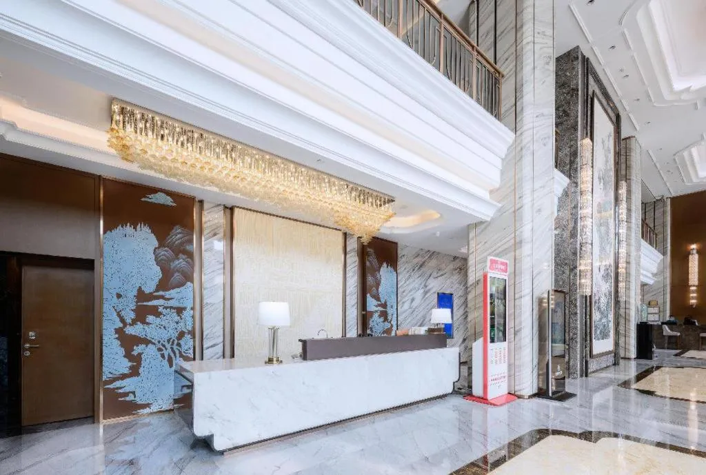 Bed in Qingdao Hualan Hotel