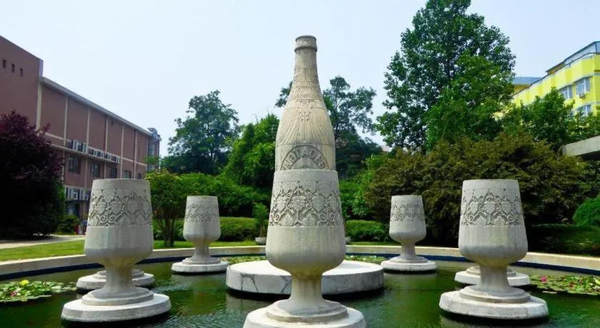 Qingdao Hualan Hotel