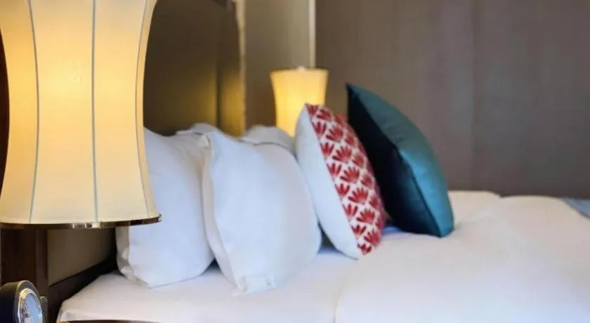 Bed in Qingdao Hualan Hotel