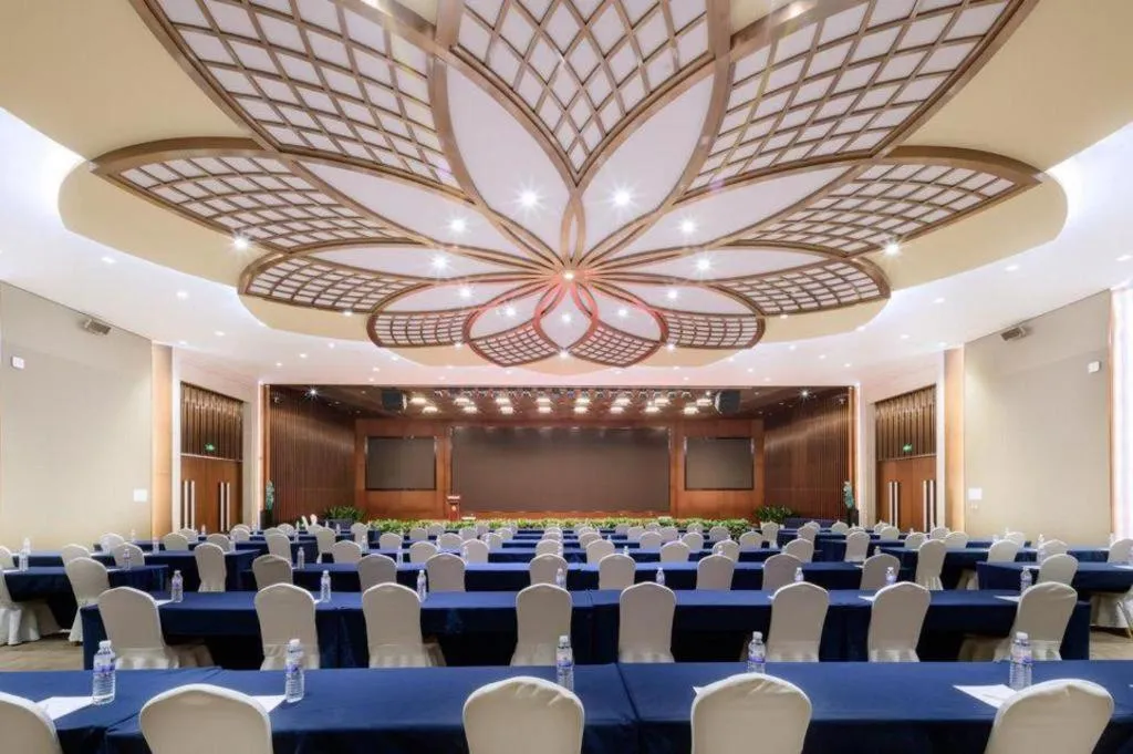 Qingdao Hualan Hotel