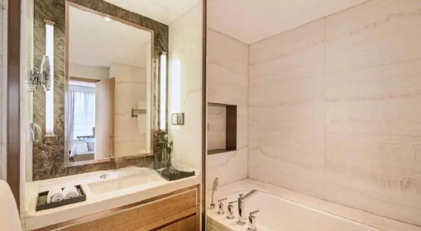 Bed in Qingdao Hualan Hotel