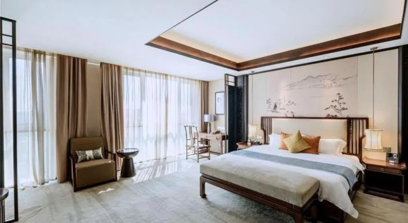 Bed in Qingdao Hualan Hotel