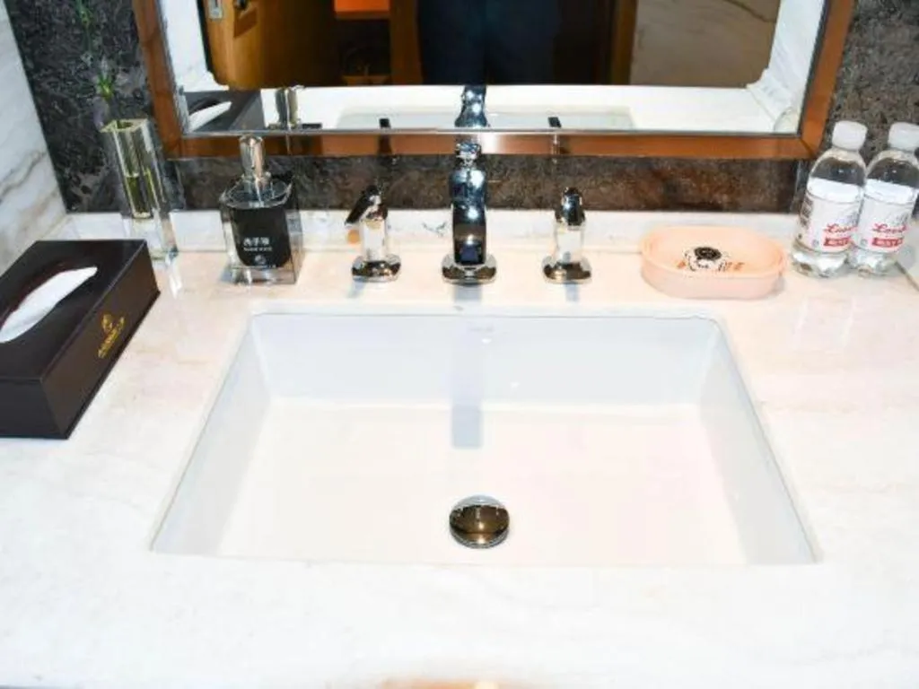 Qingdao Hualan Hotel