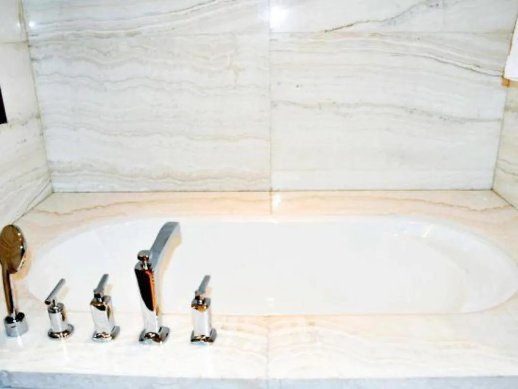 Qingdao Hualan Hotel