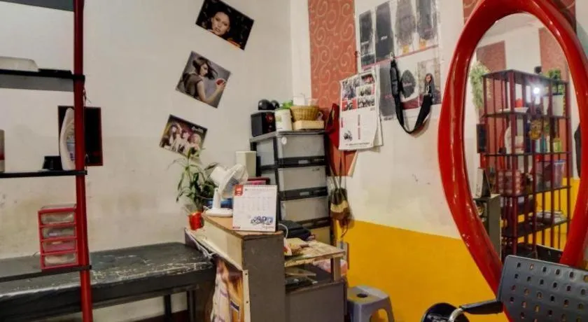 Hotel O Guesthouse 899