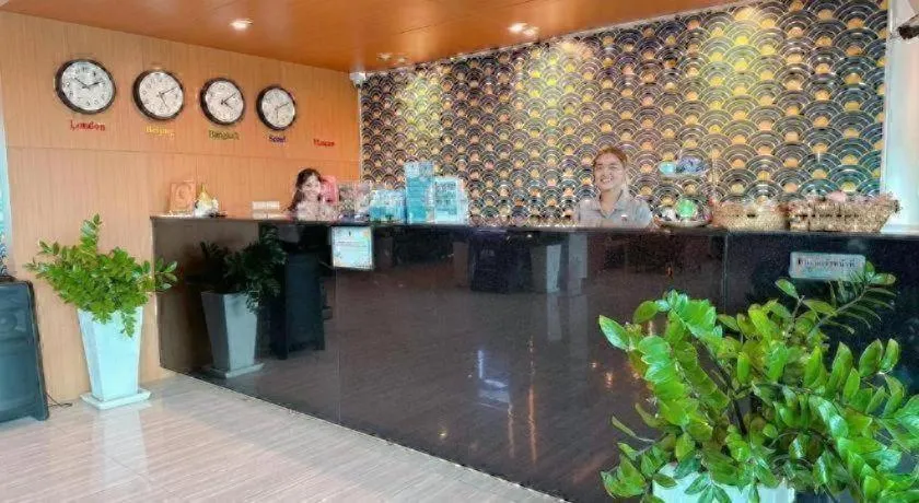 Golden Dragon Beach Resort Pattaya (Bang Lamung)