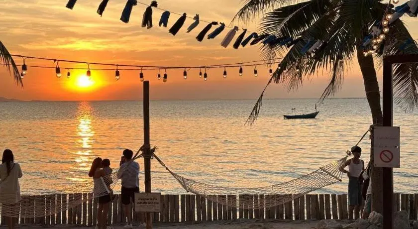 Golden Dragon Beach Resort Pattaya (Bang Lamung)