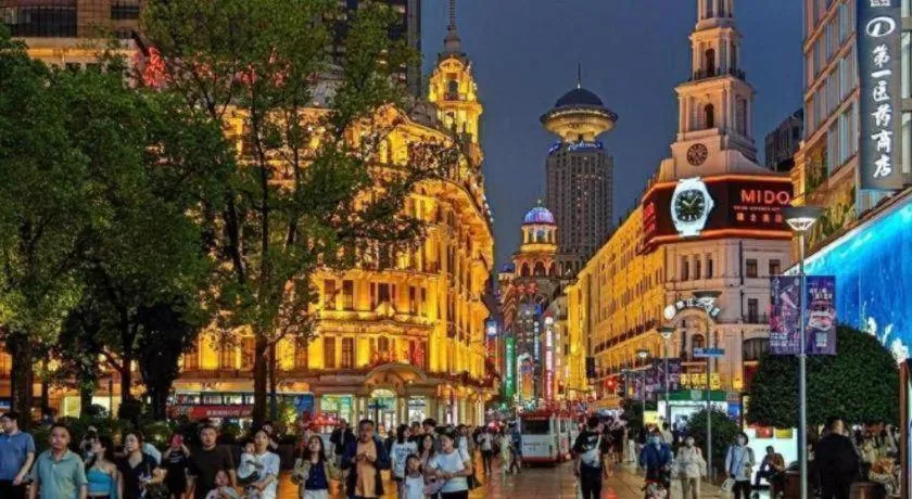 baseLITE-XINTIANDI Serviced Apartment