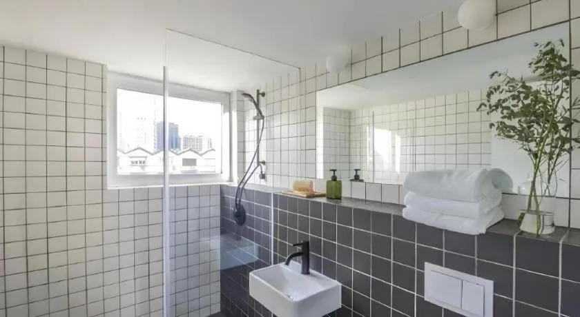 baseLITE-XINTIANDI Serviced Apartment