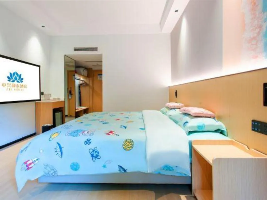 Bed in ZTE Hotel Shenzhen