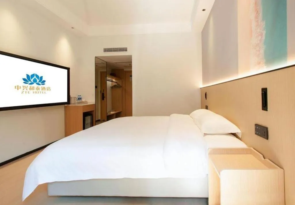 Bed in ZTE Hotel Shenzhen
