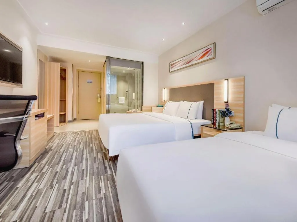 Bed in City Comfort Inn Chongqing Southwest University Beibei Metro Station