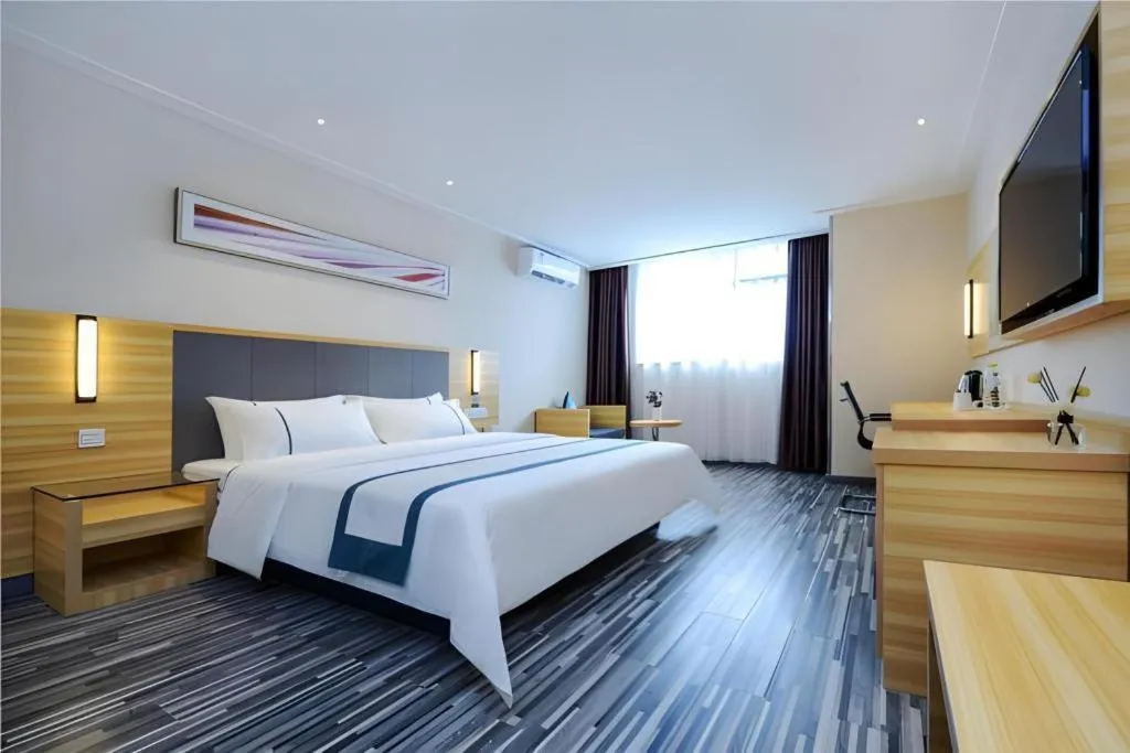 Bed in City Comfort Inn Chongqing Southwest University Beibei Metro Station