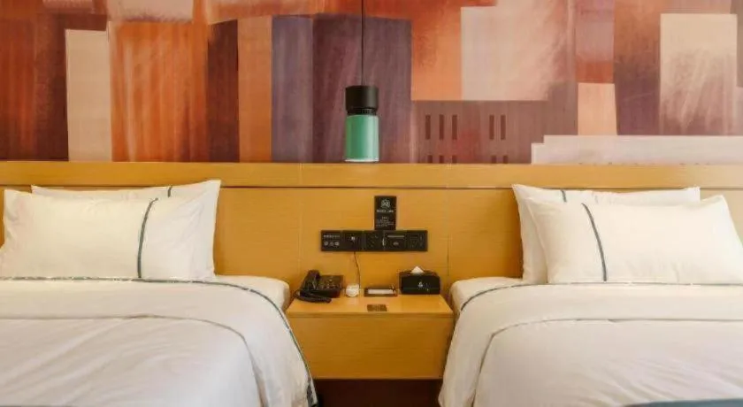 Bed in City Comfort Inn Baise Jinxiuguoji