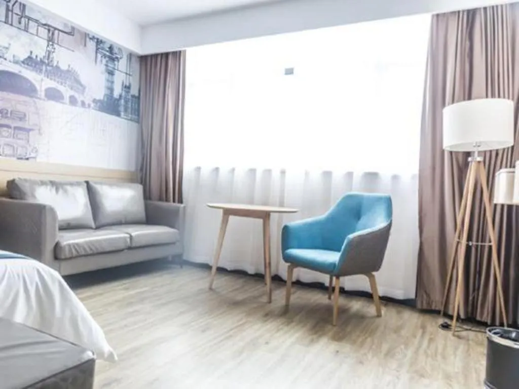 Bed in City Comfort Inn Jingzhou Gongan Chengshi Square