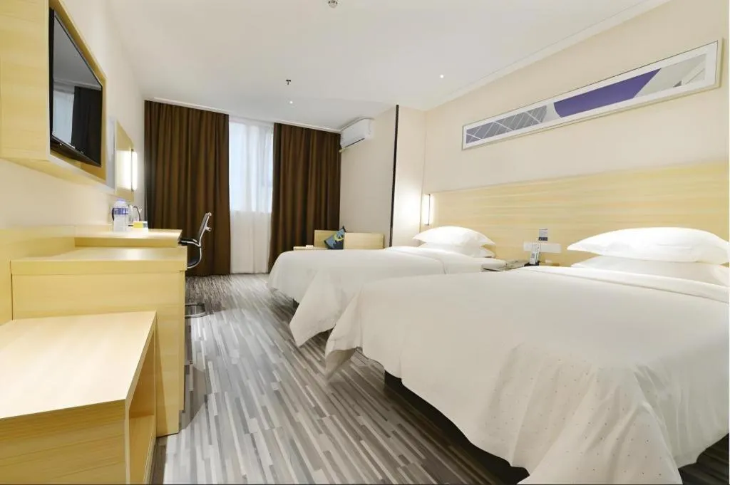 Bed in City Comfort Inn Foshan Nanhai Avenue Guicheng Metro Station