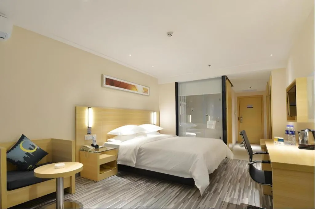 Bed in City Comfort Inn Foshan Nanhai Avenue Guicheng Metro Station