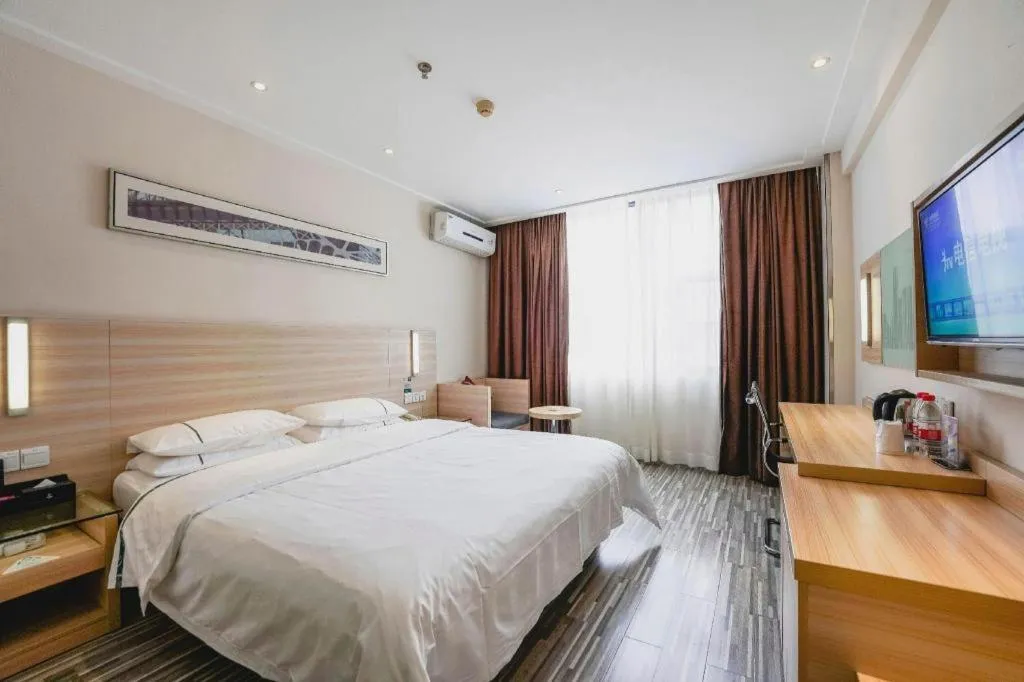 Bed in City Comfort Inn Foshan Nanhai Avenue Guicheng Metro Station