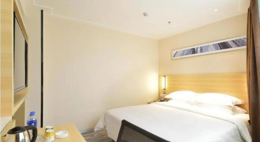 Bed in City Comfort Inn Foshan Nanhai Avenue Guicheng Metro Station