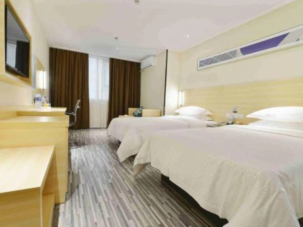 Bed in City Comfort Inn Foshan Nanhai Avenue Guicheng Metro Station