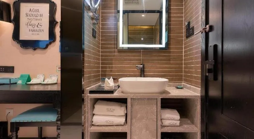 Xana Hotelle Beijing Fengtai Railway Station Tiantan Hospital