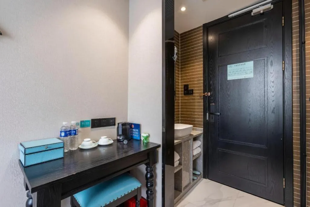 Xana Hotelle Beijing Fengtai Railway Station Tiantan Hospital