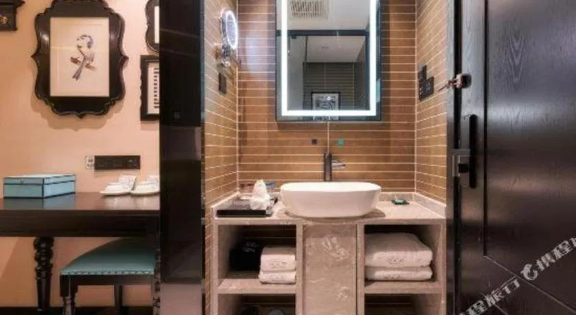 Xana Hotelle Beijing Fengtai Railway Station Tiantan Hospital