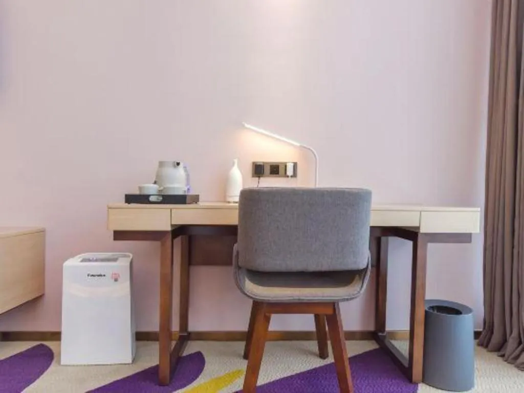 Lavande Hotel Chongqing Xinghui Liangjiang Happiness Plaza