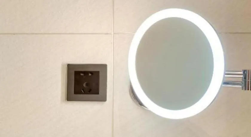 Lavande Hotel Chongqing Xinghui Liangjiang Happiness Plaza