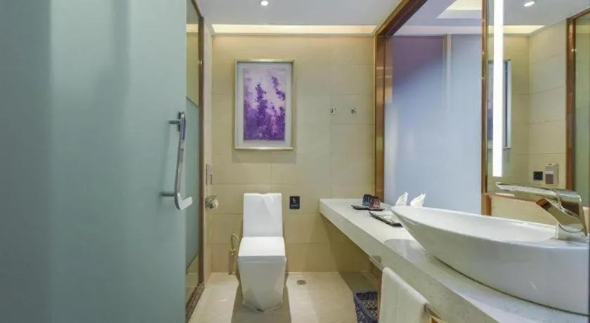 Lavande Hotel Chongqing Xinghui Liangjiang Happiness Plaza