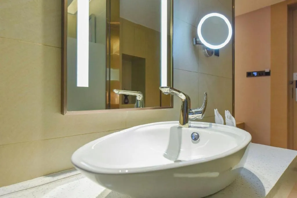 Lavande Hotel Chongqing Xinghui Liangjiang Happiness Plaza